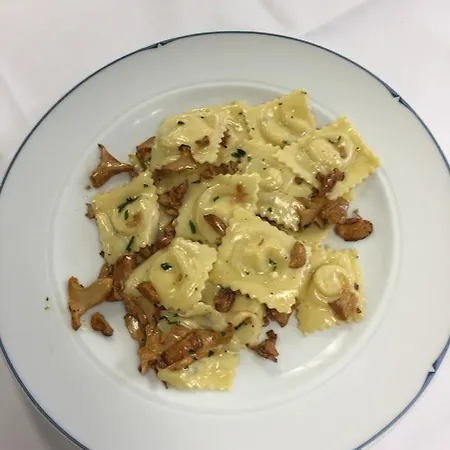& Restaurant Forni Hotell 3*