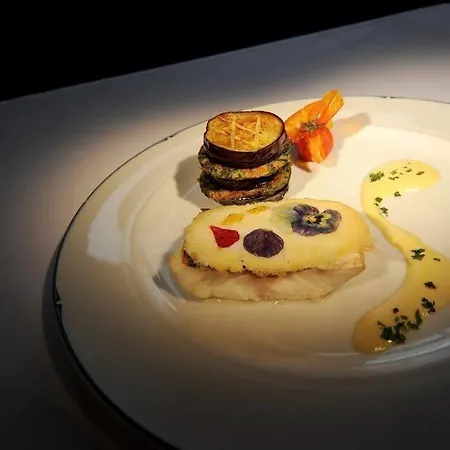 & Restaurant Forni Hotell 3*