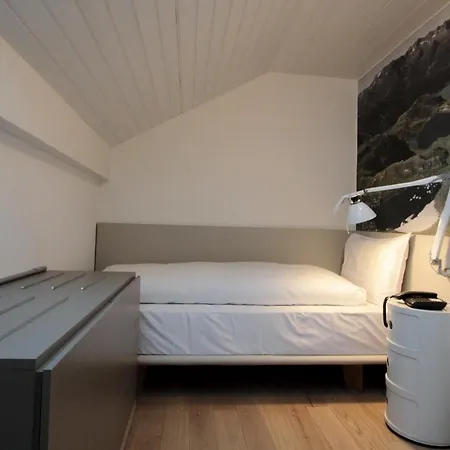 Hotell & Restaurant Forni Airolo