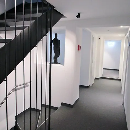& Restaurant Forni Hotell