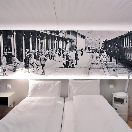 & Restaurant Forni Hotell Airolo